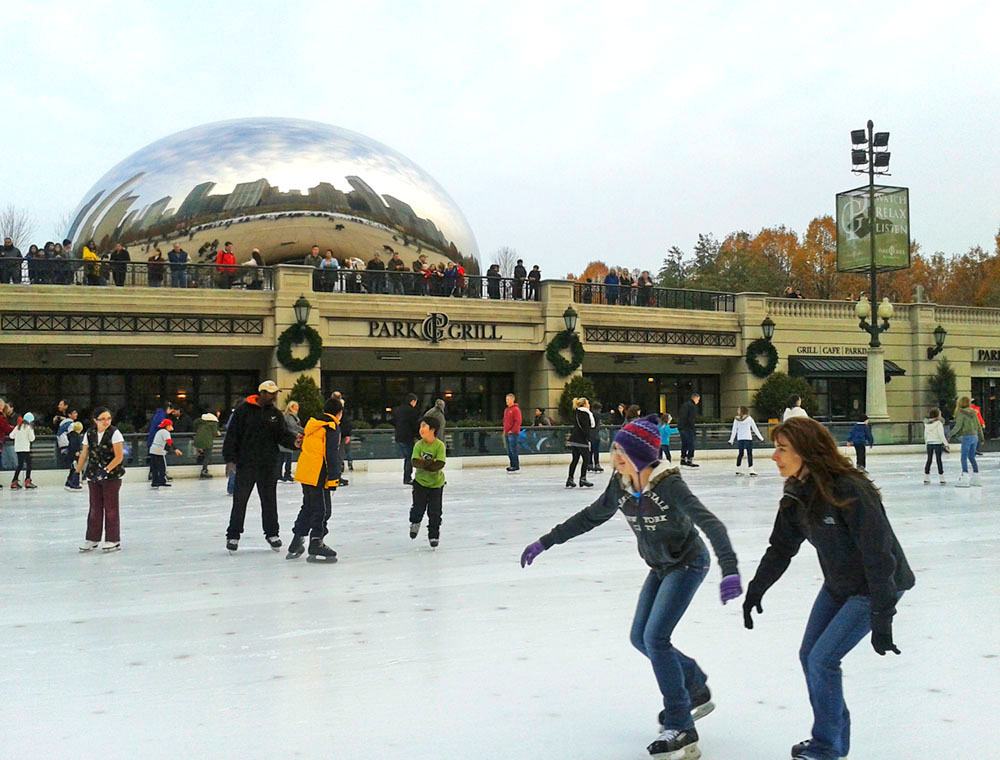 Winter Things To Do In Chicago Michigan Avenue Lights Ice Skating At 